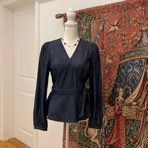 Ladies Gap Chambray Denim Top